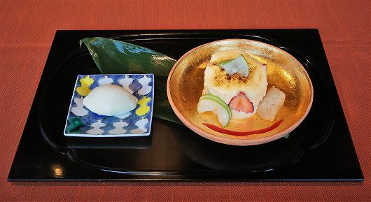 苺 と 青なつめ と わらび餅 の グラタン　～ ２月のデザート ～