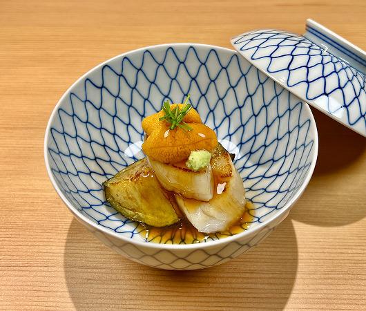 秋ナスと炙り帆立 べっ甲餡かけ　～ ９月の進肴 ～