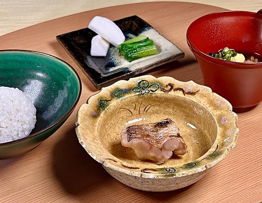 甘鯛若狭焼と喜利飯　～ 松茸でないお客様のお食事 ～