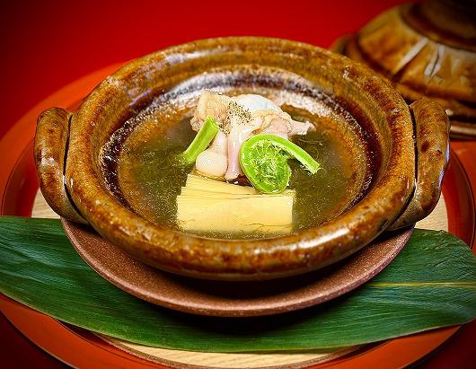 初はまぐり と トリュフとうふ 水雲スープ仕立て　～ １月の箸染め ～